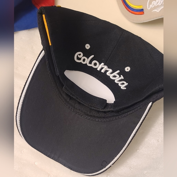 Black Colombia Velcro Strapback - Picture 2 of 5